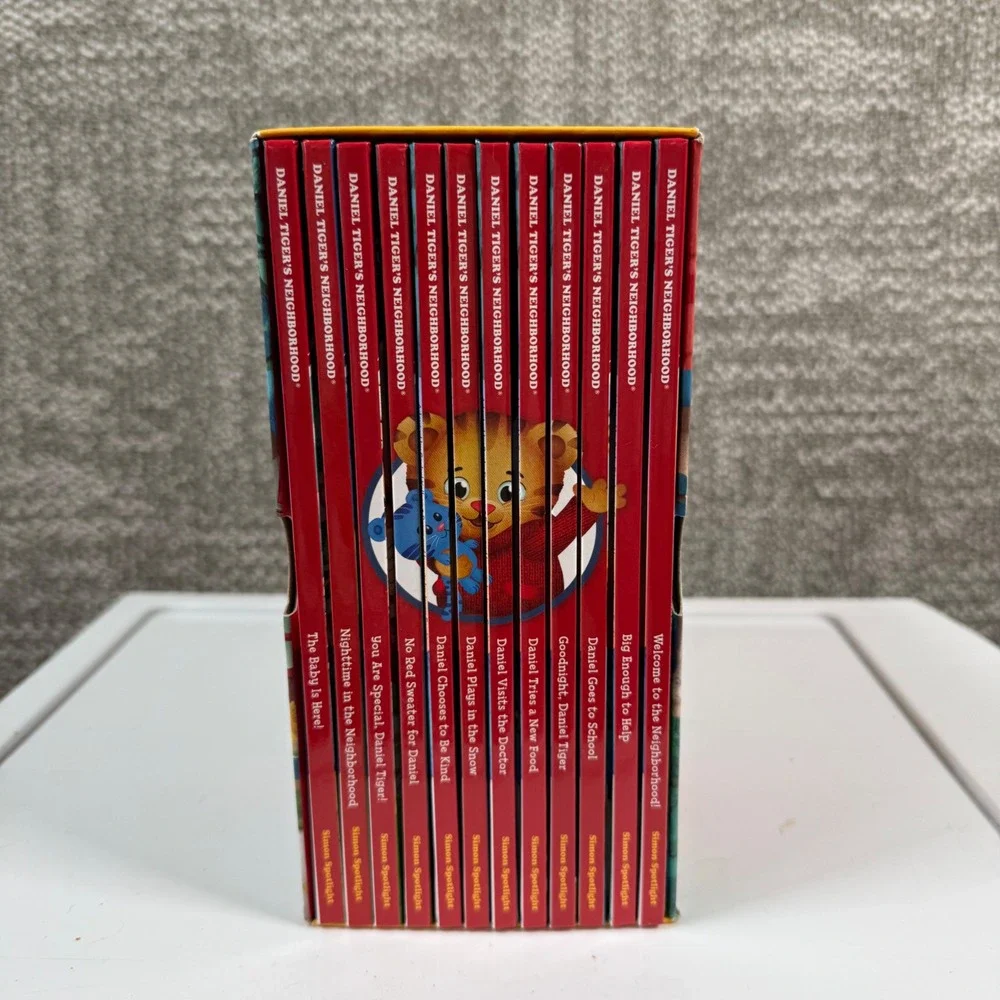 Daniel Tiger's Neighborhood Daniel's Little Library Set 12-Pack Books Kids
